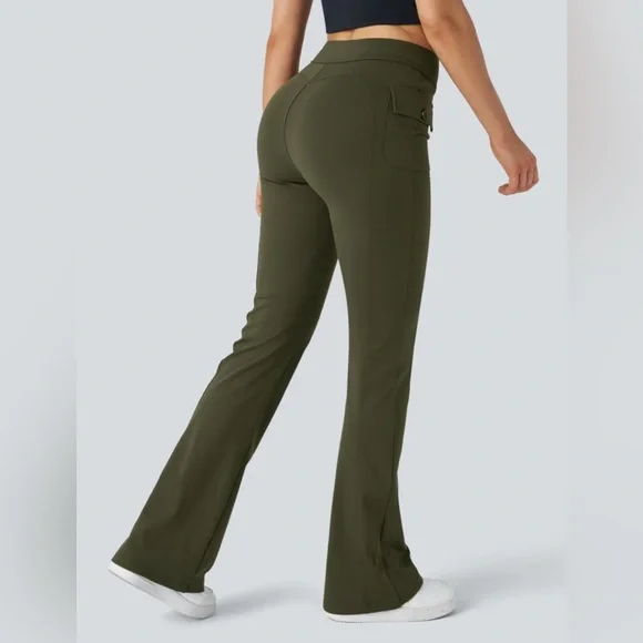 Halara $50 M SculptKnit High Waisted Side Flap Pocket Flare Cargo Pants PINK EUC - Picture 4 of 14